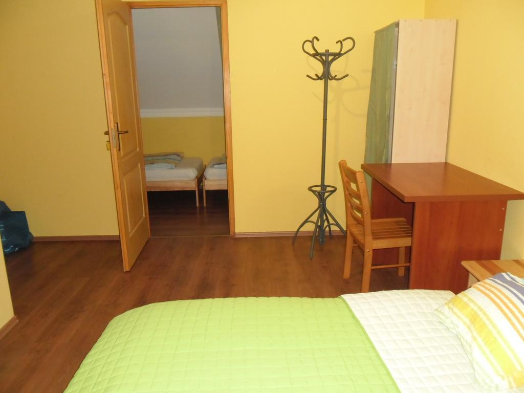 Attila Vendeghaz Tapioszentmarton Hotel Luaran gambar